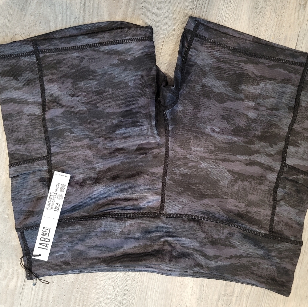 IAB pocket shorts
